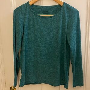 Patagonia top women’s S Long Sleeve teal green split back drape casual gorpcore